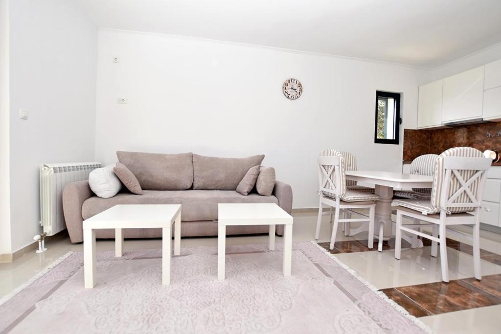 Ferienwohnung Jednosoban Stan Milinic Herceg Novi Exterior foto
